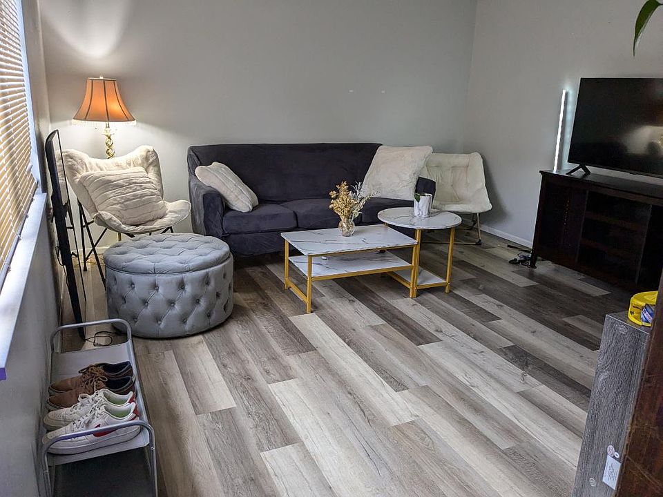 2nd image of 1204 26th Ave APT B