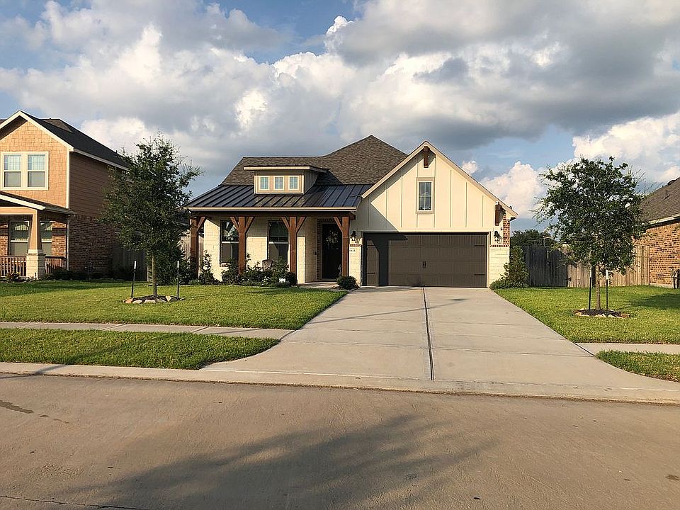 1st image of 8815 Japonica Dr
