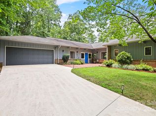 874 Cherokee Pl SW, Lenoir, NC 28645