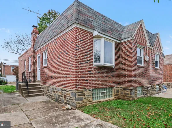 7832 Lister St, Philadelphia, PA 19152