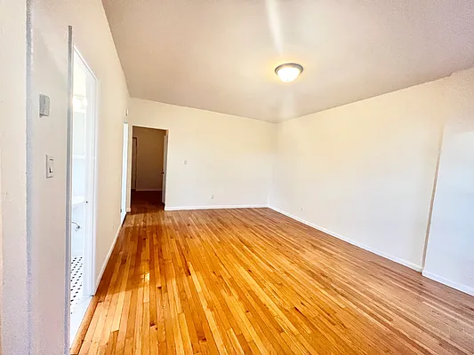 Rented by A&E Real Estate Management | media 15