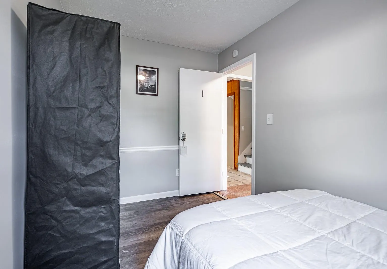 4 bed, 4.0 bath, 2353 sqft, $633 — Photo 2