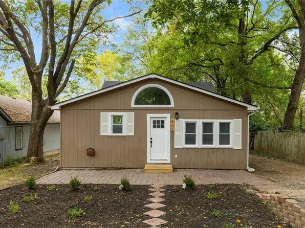 506 E Lexington Ave, Independence, MO 64050