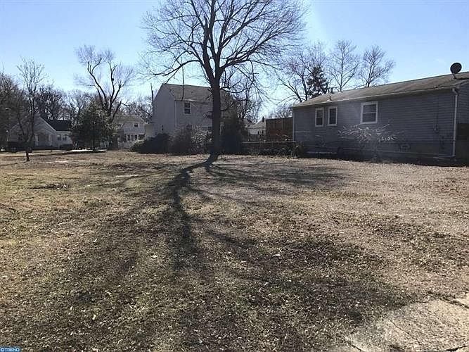 1st image of 8528 Osler Ave