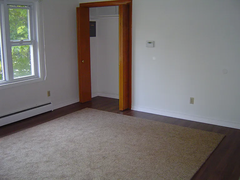 125 Poplar Rd #3 — Photo 6