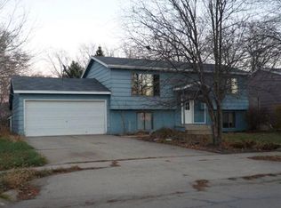 715 3rd St, Onawa, IA 51040