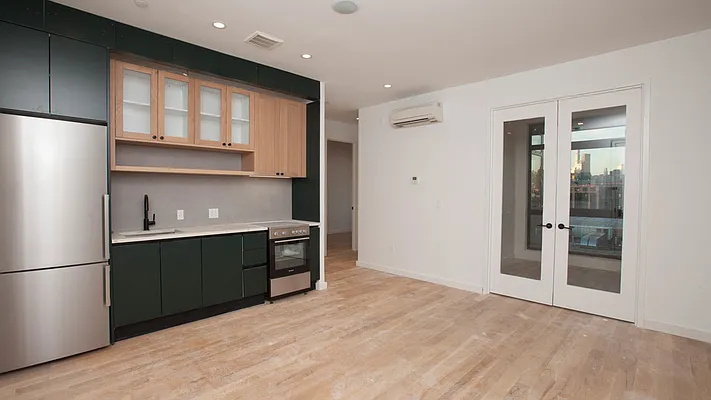 Rented by Nooklyn NYC LLC | media 45