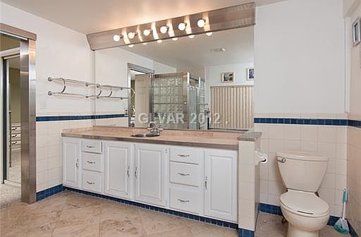 1st image of 137 Radwick Dr