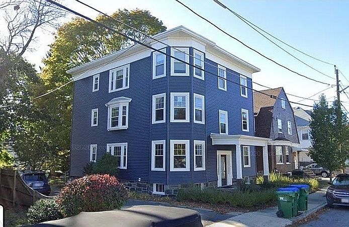 1st image of 30 Emerson St