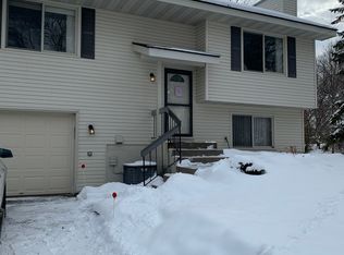 4105 Hemlock Ln N, Plymouth, MN 55441