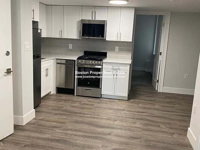 81 Park Dr #A — Photo 1