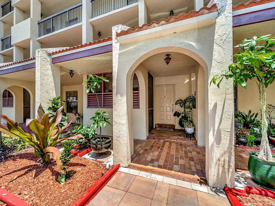 1st image of 3650 Environ Boulevard #104