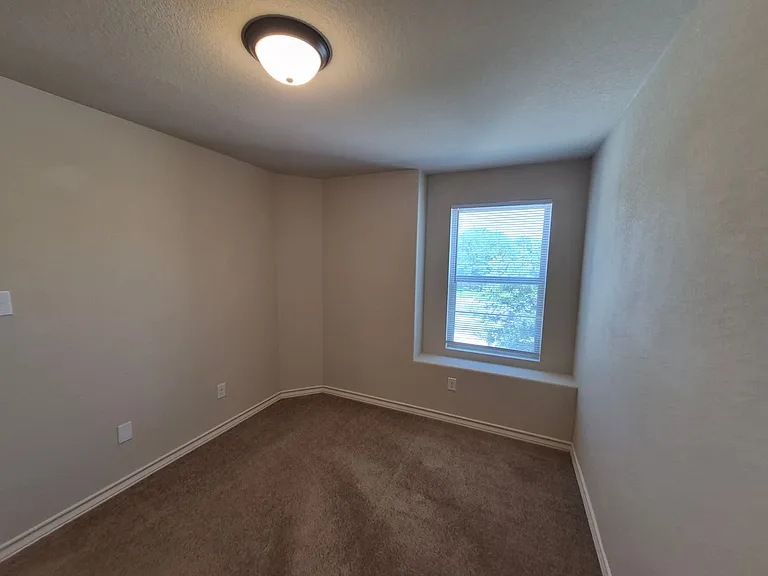 7042 Lakeview Dr #102 — Photo 15