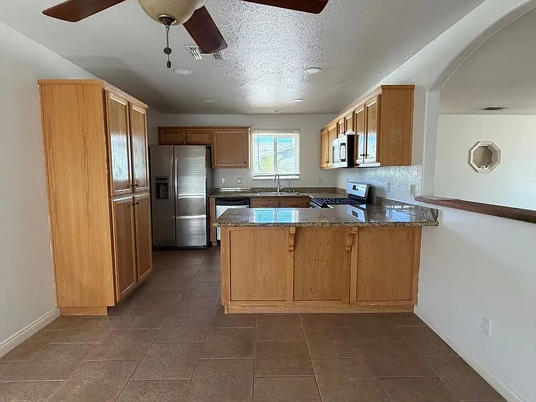 74404 Pinon Dr — Photo 6