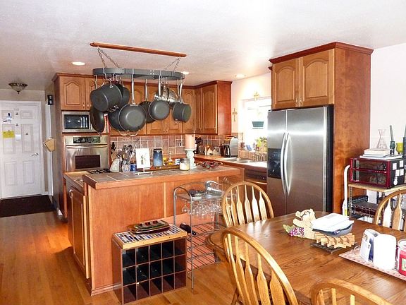 4th image of 10833 SE 295th St
