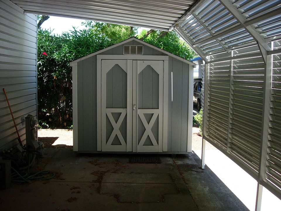 2nd image of 2412 Foothill Blvd Spc 94