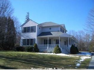 63 N Main St, East Hampton, CT 06424