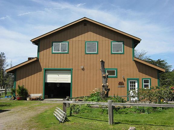 4th image of 32860 Odom Ln
