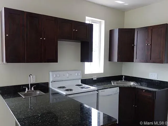 8861 SW 127th Ter — Photo 46