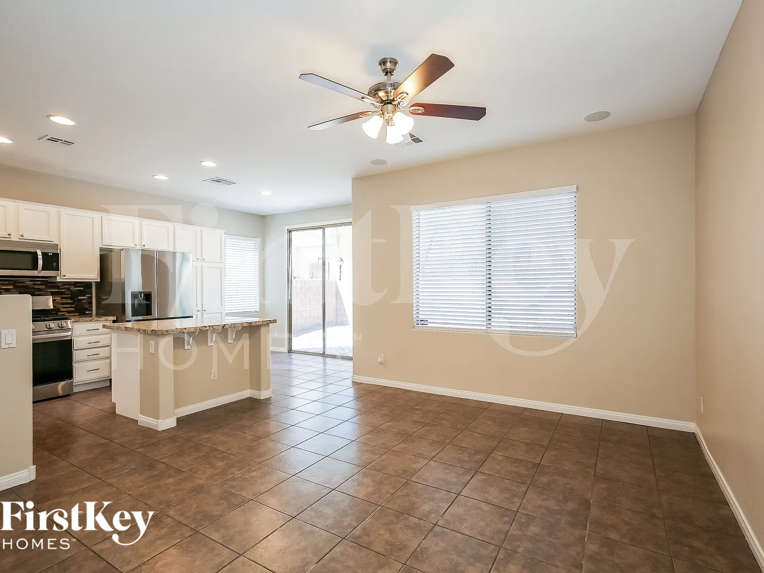 4 bed, 3.0 bath, 1656 sqft, $2,125 — Photo 4