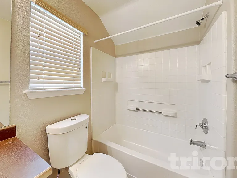 4836 Ireland Ct — Photo 18