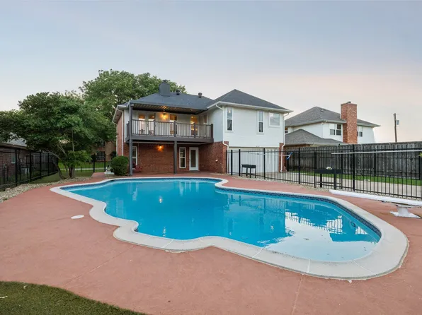 2318 Dana Dr, Rowlett, TX 75088