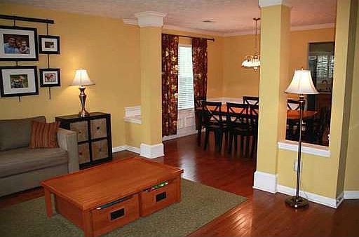 5th image of 3639 Montrose Pond Ct