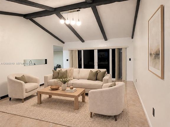5th image of 12570 SW 117th Ln