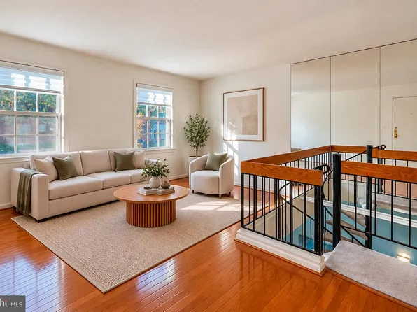 603 Bashford Ln APT 1, Alexandria, VA 22314