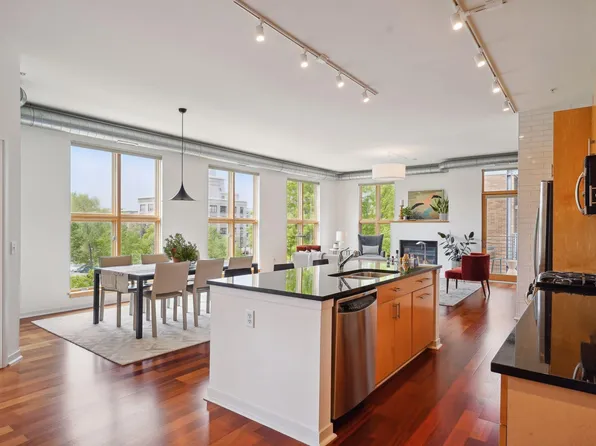 2840 Bryant Ave S #E305, Minneapolis, MN 55408