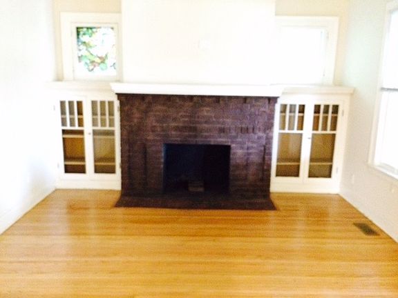 Living Room/Fire Place