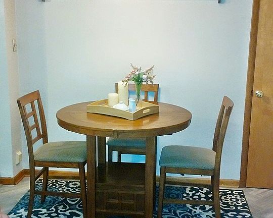 eat in kitchen