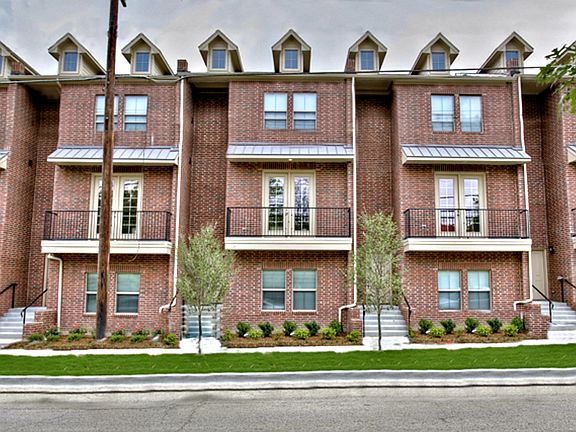 2nd image of 2813 Parmer Ave APT 111