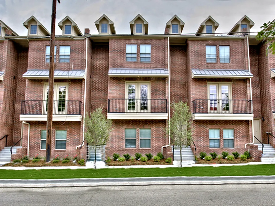 Miyama Cantey Townhomes 2813