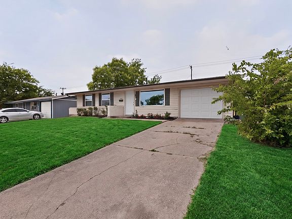5th image of 1901 Burke Dr