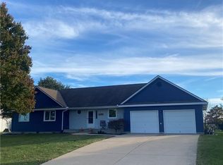 5149 SW Raintree Pkwy, Lees Summit, MO 64082