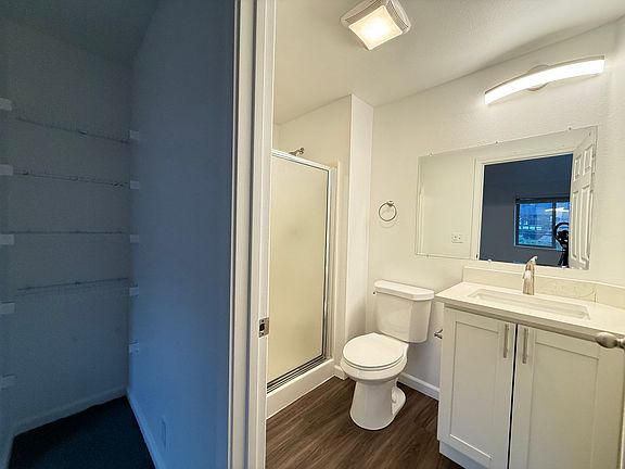 5th image of 745 Summit Ave E #301