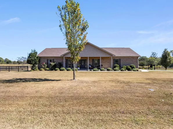 28 County Road 798, Clanton, AL 35045