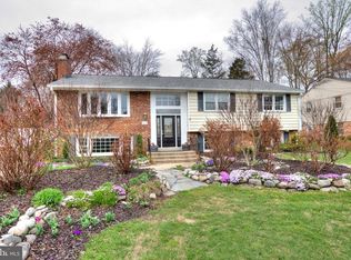5216 Lindsay St, Fairfax, VA 22032