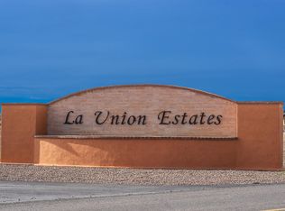 22 Triple Crown Rd, Anthony, NM 88021