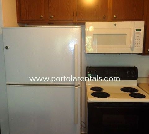 5th image of 204 Vista Prieta Ct