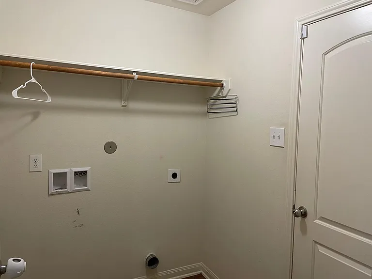 1215 Wallflower Ave — Photo 21