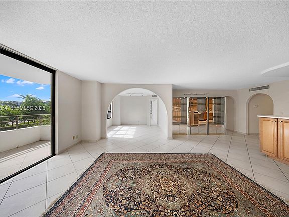 3rd image of 600 Three Islands Blvd APT 212