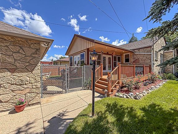 5th image of 833 S 119th STREET
