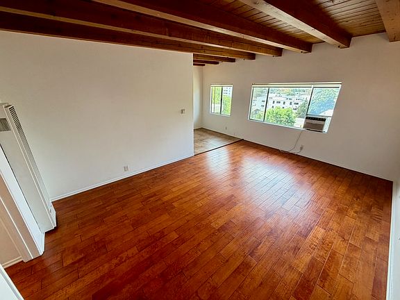 2nd image of 700 Robinson St APT 6