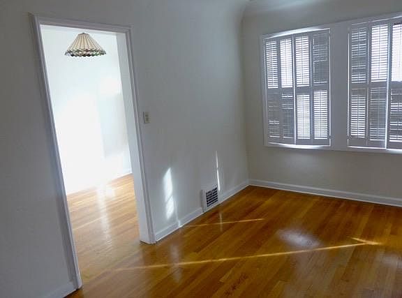 2nd image of 162 N Arnaz Dr #162