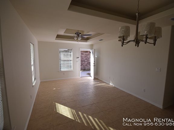 3rd image of 3007 Linda Vista St APT B