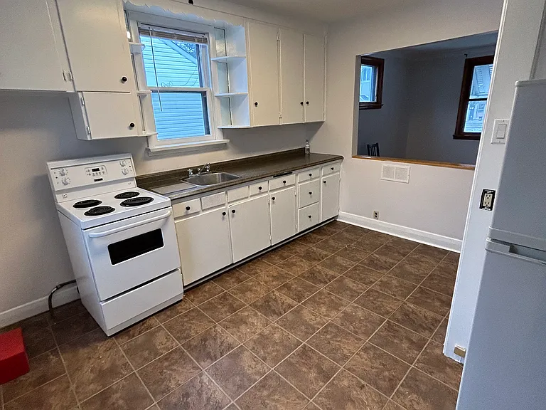 619 Fleet Ave #619 — Photo 5