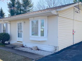 39 Greenbriar Ln, Stuarts Draft, VA 24477