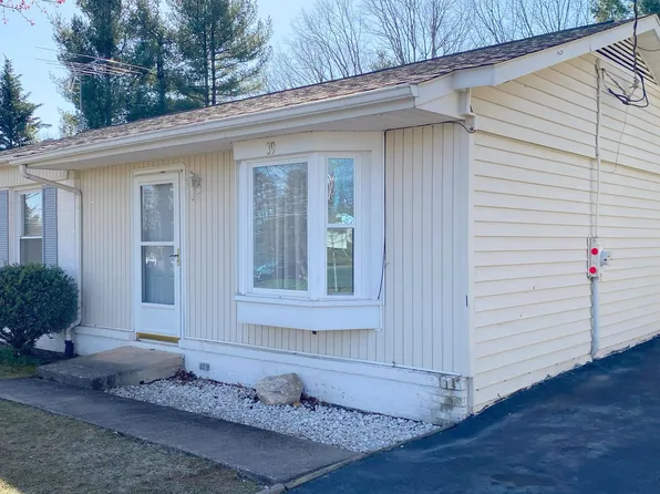 39 Greenbriar Ln, Stuarts Draft, VA 24477